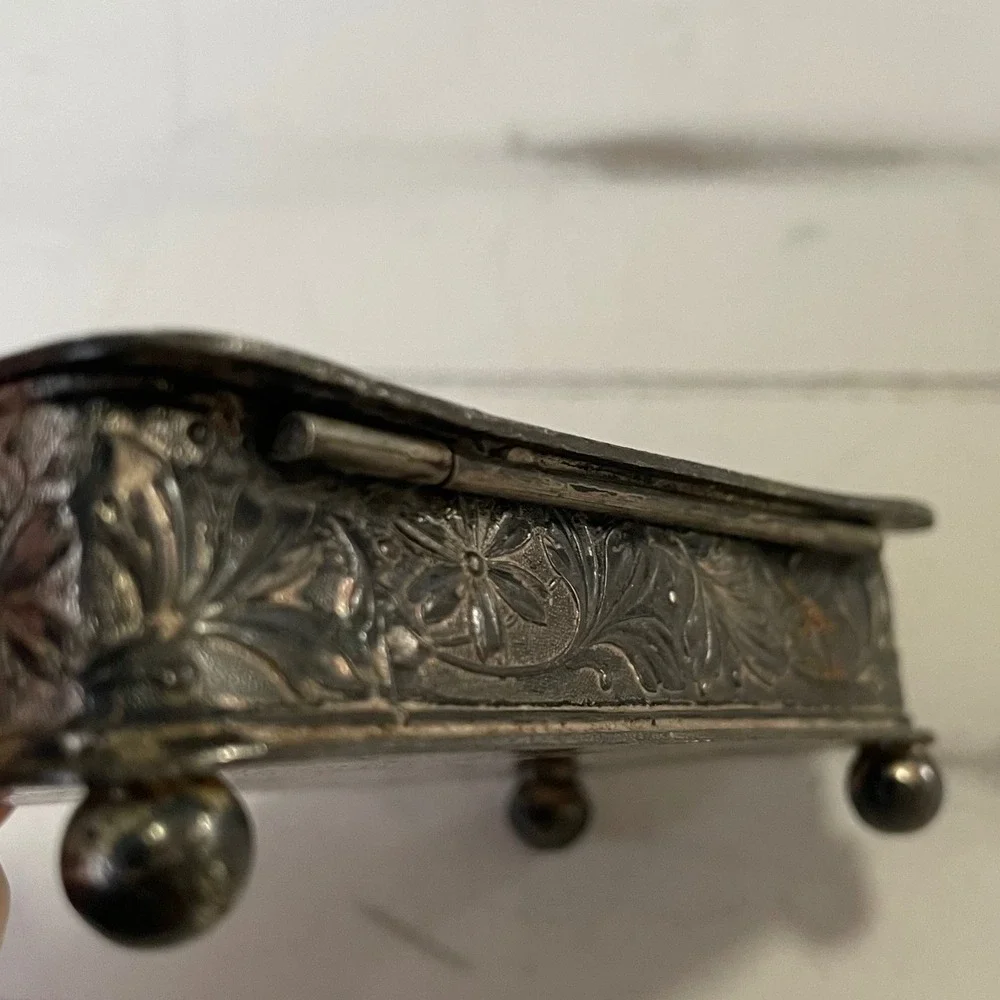 Homan Manufacturing Company antique silverplated